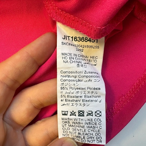 SHEIN hot pink short sleeve stretchy t-shirt women's size Small/4 - Picture 4 of 7